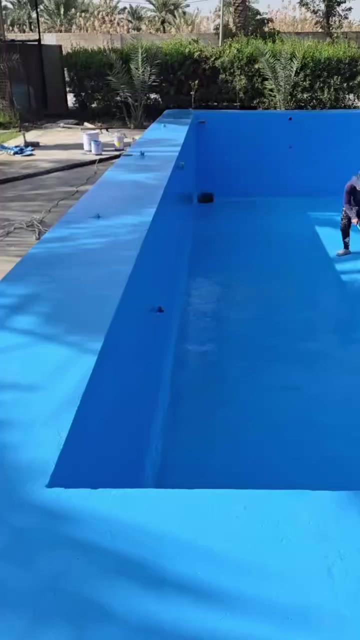 عمل ايبوكسي للمسابح بديل السيراميك
ويكون الايبوكسي ضد التعفن والصدمات لايسمع بنمو البكترياا سهل التنضيف 
م/ اغلب اعمال الايبوكسي بصالات العمليات لان يكون امن من ناحيه البكترياا والفيروسات ويكون بلمسابح كذالك امنض ولايسبب امراض جلديه مثل السيراميك
خطوات العمل:
1-طلس الجدران بماده ناعمة اسمنتيه تكون وتر برو عازله
2-تطبيق معالجات الجدرات ان وجدت
3-سنفره الارضيه بشكل تام بحجر الالماس لحصول ع ارضيه ناعمة 
3-وضع كونر بين الاجدران والارضيه بشكل هلال ليقلل ضغط المياه
4-تطبيق ماده الاساس الزجاجيه البرايمر
5_تطبيق الطبقه الاولى الايبوكسي
6_تطبيق الطبقه الثانيه الايبوكسي
7_تطبيق الطبقه الثالثه الايبوكسي
م/جاهزون للعمل في جميع محافضات العراق

***********

***********
