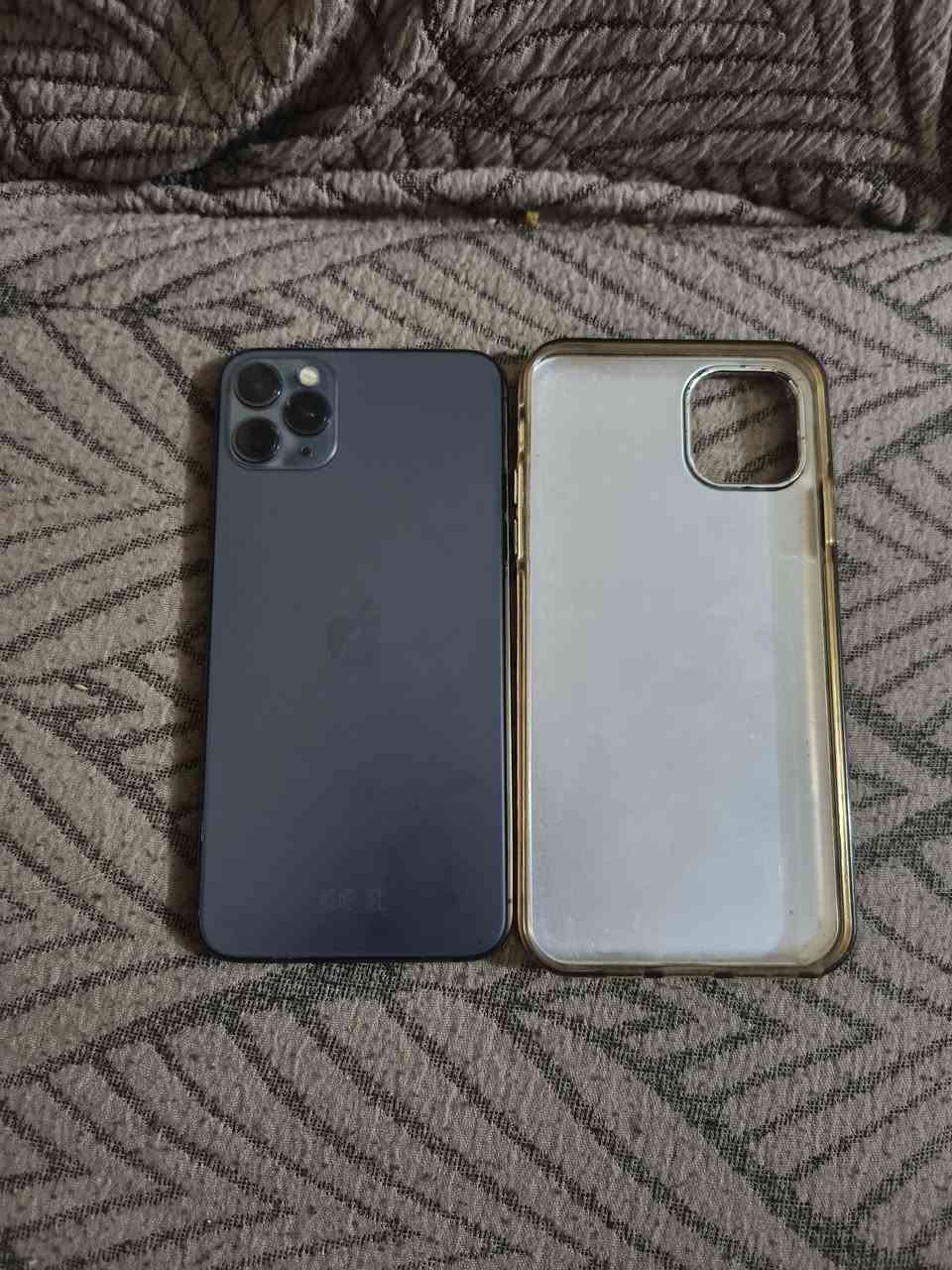 سلام عليكم
11 برو ماكس 
ذاكره 256
مبدل شاشه اصليه وضهر
بطاريه 85
جهاز مكفول عل فحص
سعر 285
مكان بغداد بياع


**إذا كنت صاحب هذا الإعلان وتريد حذفه لأي سبب، رجاءا أرسل رسالة إلى الدعم الفني**