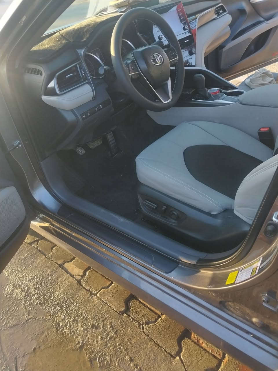 سيارة كامري للبيع رقم ديالى
موديل ٢٠٢٣
ماشية ٤٥ الف
الصبغ جاملغ و بنيد
دواخول و شواصي مابيها شي
للأستفسار الاتصال على ***********
