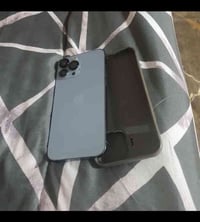 13pro max  جهاز مبدل شاشه وبطاريه اصليات بطاريه 100 ذاكره256  07726124...