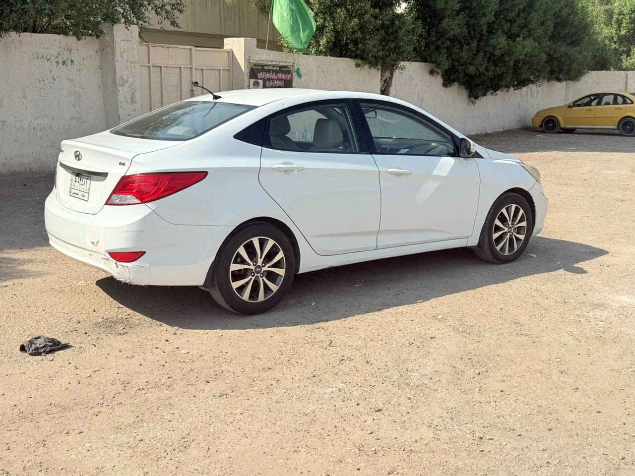 سلام عليكم 
 اكتست خليجي موديل 2017 
بيه صبغ جاملغ وربع بنيد
مواصفات 
شاشه 
كامره 
فتحه 
تحكمات فول 
محرك 1600
رقم بغداد تحويل مباشر 
لسعر 97 ورقه وبيه مجال بسيط
مكان بغداد بلديات 
اتصال على رقم بغداد, العراق


**إذا كنت صاحب هذا الإعلان وتريد حذفه لأي سبب، رجاءا أرسل رسالة إلى الدعم الفني**