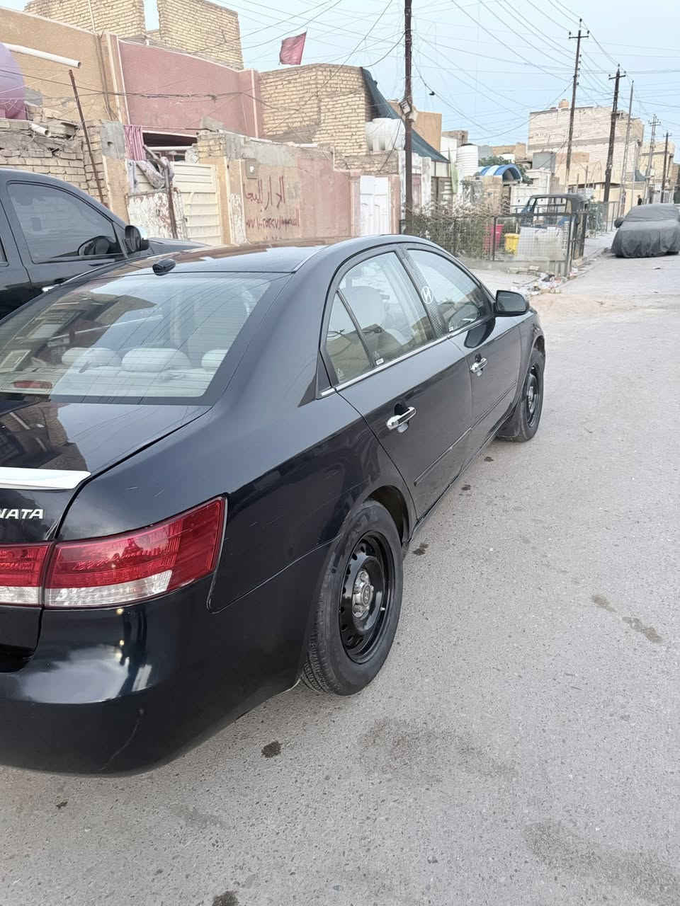 السلام عليكم سوناتا وارد امريكي 2008 للبيع     ماشيه 164 وقابل للزياده حقيقي محرك 2400 سياره بسمي حادثها باب جهت الصدر مبدل وبيها شكم قطعه صبغ الباقي ليبل واحد سيره مكينه كير كهربائيات تخم تاير تبريد مابيها نقص حداديه 80‎%‎ بغداد الحسينيه مبايل *********** السعر 95 وبي مجال
