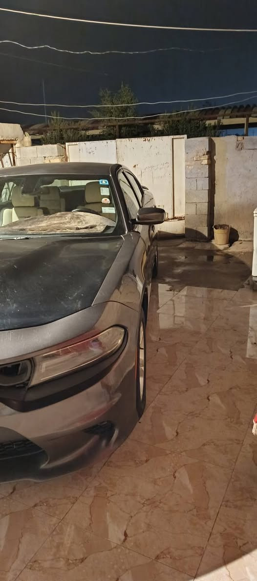 سلام عليكم جارجرموديل٢٠اصل مراوس بكوري مكان سياره ميسان سياره كنديه حادثها بلعراق 3قطع صبغ وشويه بلقماره صبغ سياره جاهزه مكينه كير ***********
