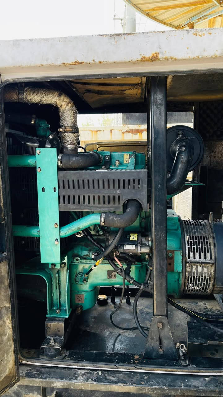 سلام عليكم
كمنز63KVكاتم طبكه بلاد سوبر 
بيركنز100KV طبكه كاتم بلاد 
مكينه بيركنز100بم جعبيه كهرباء

اي استفسار 
***********
