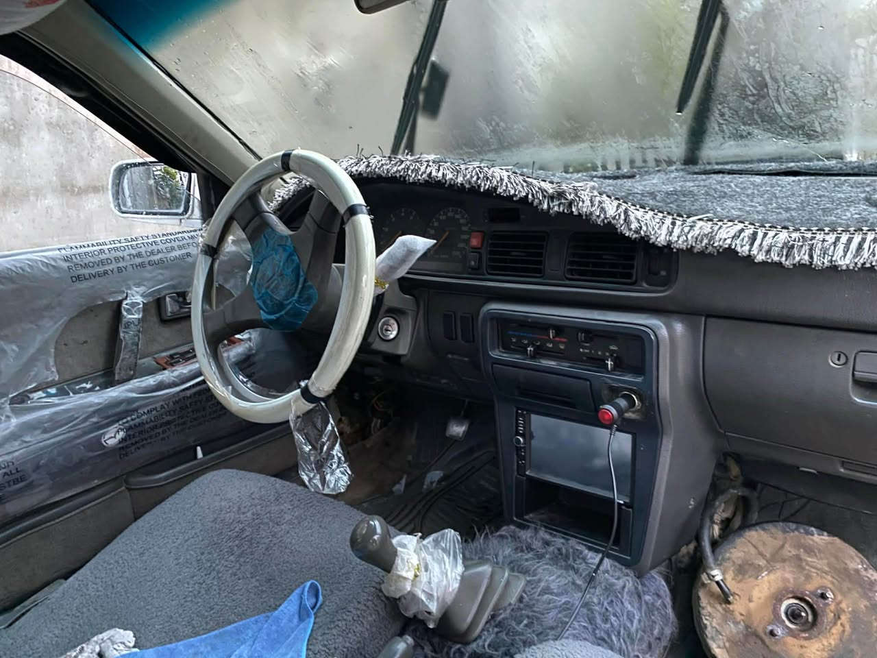 فرۆشتنی خێرا:
مازدا مۆدی ١٩٩٠ سەیارەیەکی هەتا بڵێی پاک و جوانە 
رەقەمی ئاڕمی هەولێرە  گێڕ عادی گێڕ و مەکینە بە شەرت  سعری: ٢٠ گەڵا و کەمێک معامەلە 
ڕەم : 11 51 179 0770 السليمانية, العراق


**إذا كنت صاحب هذا الإعلان وتريد حذفه لأي سبب، رجاءا أرسل رسالة إلى الدعم الفني**