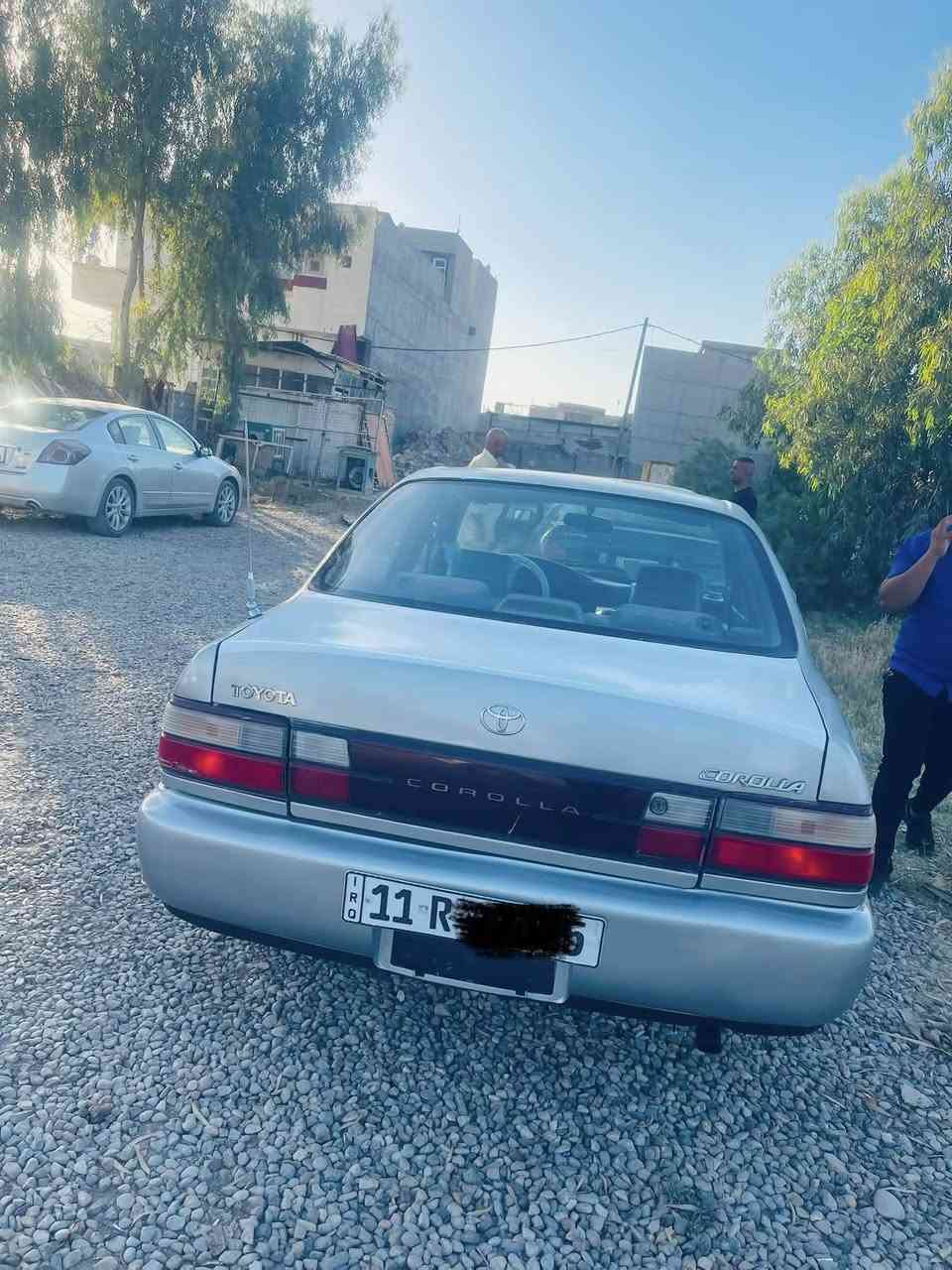 السلام عليكم ورحمة الله وبركاته 
للبيع كورلا موديل 1993 محور تحوير امارات ولا مبين تبريد ثلج منضومة جديدة مبدلة تخم تاير جديد حدادية كلها جديدة درايم شفتات مشط جديد داينمو وسلف قبل كم يوم مبدلات سيارة ع وضع الشركة بدون ضربة وصبغ بس بيها. بالجامرلغ الخلفي شوية صبغ رقم بغداد دولي سنوية 2030 باسمي هزة جديدة مكانها ديالى المقدادية 
54 وبيها مجال بسيط
***********
