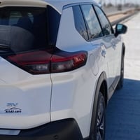 للبيع نيسان روج  موديل ٢١ ٤بستم  ٠٧٧١١٠١٢٠١١