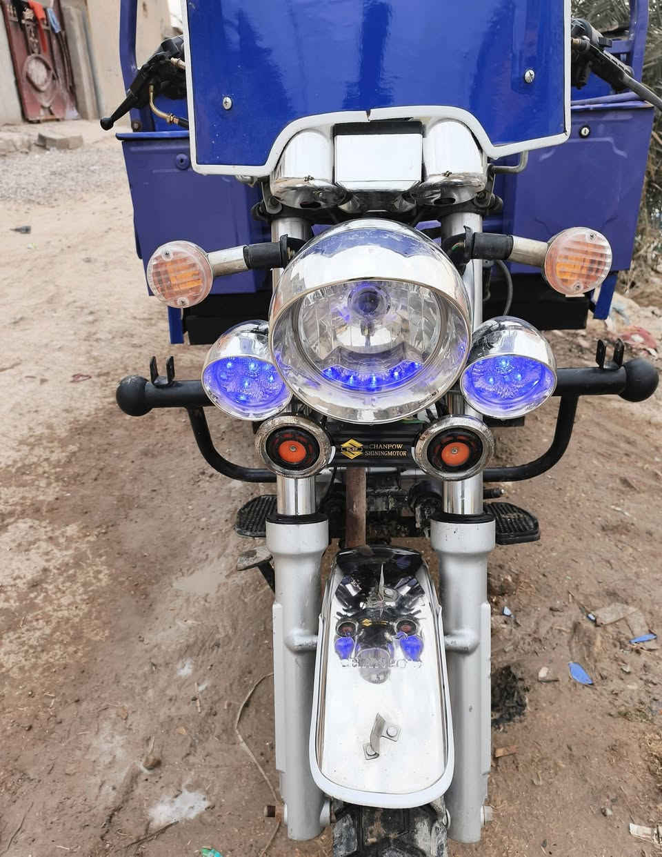 اسلام عليكم شباب ستوته صقر مديل ٢١ أوراق كامله مكينة بلاديه كهربائيات كلها شغاله سلف هندر باتري جديد تواير جوبلس ٣ كير بوكس جديد بغداد المعامل البستان رايدها ب مليون ٤٠٠ وبيها مجال لمو شراي رجاء لا يكسر بحلال لعالم ***********
