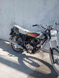 دراجه ايراني للبيع سعر250 مكاني بغداد وهاذة رقمي 07715061344 5كير اورا...