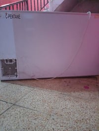 عارضتين البيع نضافه 100 07712310712