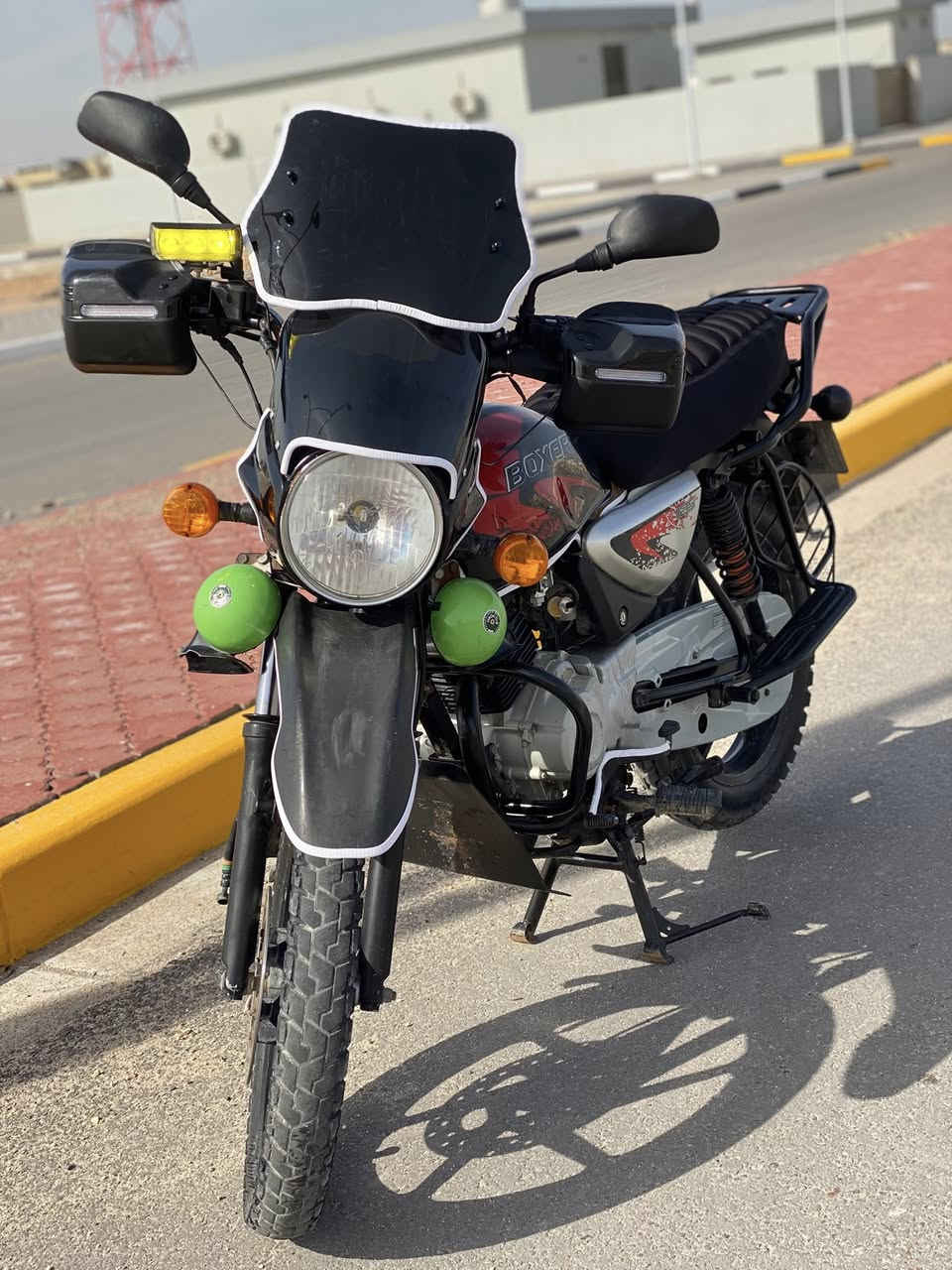 بوكسر جبلي
سلام عليكم دراجه للبيع بوكسر جبلي رقم وسنويه وبأسمي مديل 21 طالعه 23 المكينه مجفته وناعمه كلش السعر مليونين 100 رقم ***********
