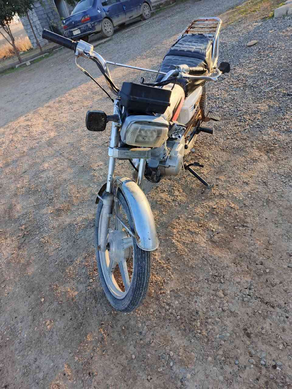 السلام عليكم موطور نامه برو للبيع السعر 225وبي مجال المكان قرية الحاج علي رقم الهاتف ***********
