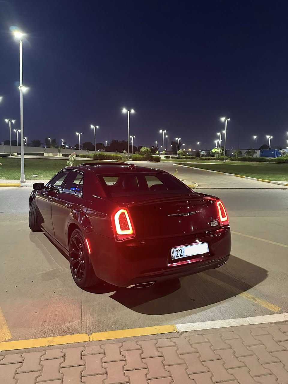 كرايسلر اوباما 300s
موديل 2018
مواصفات S 1/1 فول
لون كرزي
السياره كلين تايتل كفالة  حتا دعاميات شرط
رادار امامي ☑️
رادار جوانب☑️
بانوراما ☑️
كشنات خزن☑️
كشنات تدفئة وتبريد ☑️
كشنات جلد☑️
كشنات كهرباء ☑️
استرين كهرب وتدفئه☑️
برده خلفيه☑️
تشغيل عن بعد ☑️
بجم عريض ☑️
شفتات ستيرن ☑️
لايت زينون☑️
تبريد مناخين ☑️
تبريد قطعتين ☑️
كير ماوس ☑️
مثبت سرعة☑️
تحكم ستيرن ☑️
بلاجكتور☑️
كاربلاي ☑️

حساسات امامية☑️
حساسات خلفية☑️

وضعيات قيادة☑️
 ⚫️السعر 288 وبيها مجال بسيط
وباقي مواصفات الاوباما المعروفة 
مكان السياره اربيل
مرقم اربيل باسمي سنوية ورقم كلها جديد تحويل بنفس اليوم
***********
