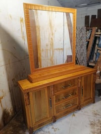 ميز تواليت • نقش زان • حي السكر