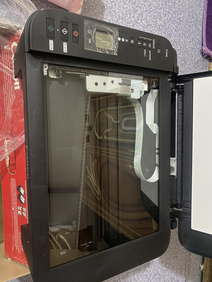 طابعة كانون (TS٣١٤٠)
جديدة ممستخدمة نظافة ١٠٠٪؜
بيها نقص كاترج فقط.

للتواصل واتساب 
***********
