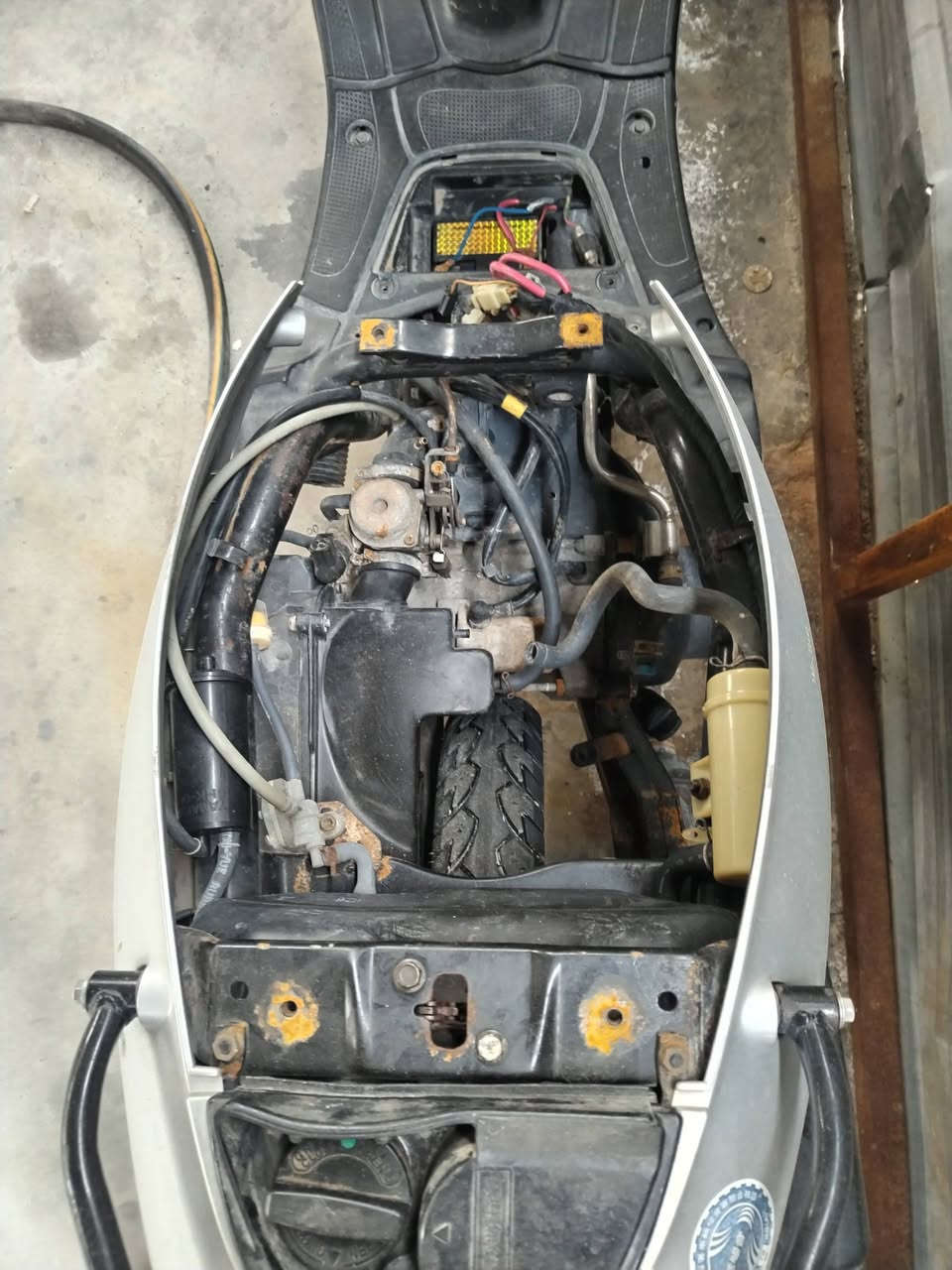 السلام عليكم
للبيع
دراجه ماكس قجمه
مكينه مكفول
بس كابريتر
شغاله نضافه 80
سعر 150 قفل
رقم *********** متواجد ع فيس واتساب
