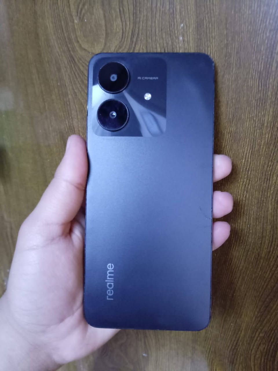 السلام عليكم للبيع جهاز 
( realme note 60x ) موصفاته : - 
الذاكرة 64 والرام العشوائية 8 غيغا 
 باقي موصفاته  هي : -
🔋 بطارية 5000mAh تدوم طويل
📱 شاشة كبيرة 6.74 إنش + 90Hz (سلسة) �
⚡ معالج Unisoc T612 مناسب للألعاب الخفيفة والاستخدام اليومي
ويعتبر من افضل هواتف الفئة الاقتصادية 
الموبايل مبدل شاشة جديدة شىخط مابيه صلحته قبل اسبوع
بيه كسر صغير بالظهر حطلة كفر وما يبين 
والموبايلات صاعدة هاي الايام بسبب الضرايب 
يعني الموبايل الي جان ب100 صار 150 الف
وسعر هاذا الجهاز هو
95 الف دينار وبيه مجال للشراي صدك ويدلل علية


**إذا كنت صاحب هذا الإعلان وتريد حذفه لأي سبب، رجاءا أرسل رسالة إلى الدعم الفني**
