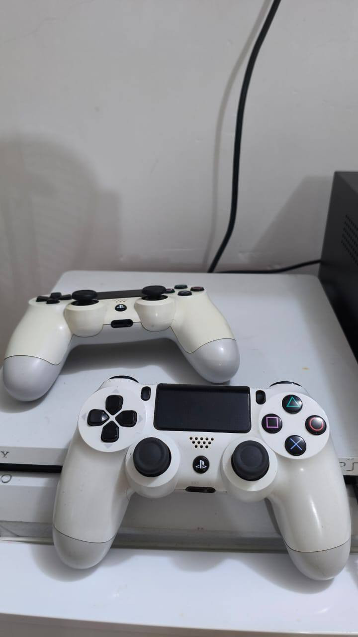 بلي فور سلم مهكر نظام 12.02 شرط النظافة والفحص مع كامل ملحقاتة (يدات 2 + UPS + كيبلاتة)  السعر 300 مكاني كربلاء حولي ابو مهدي المهندس

للاستفسار *********** بي واتساب
