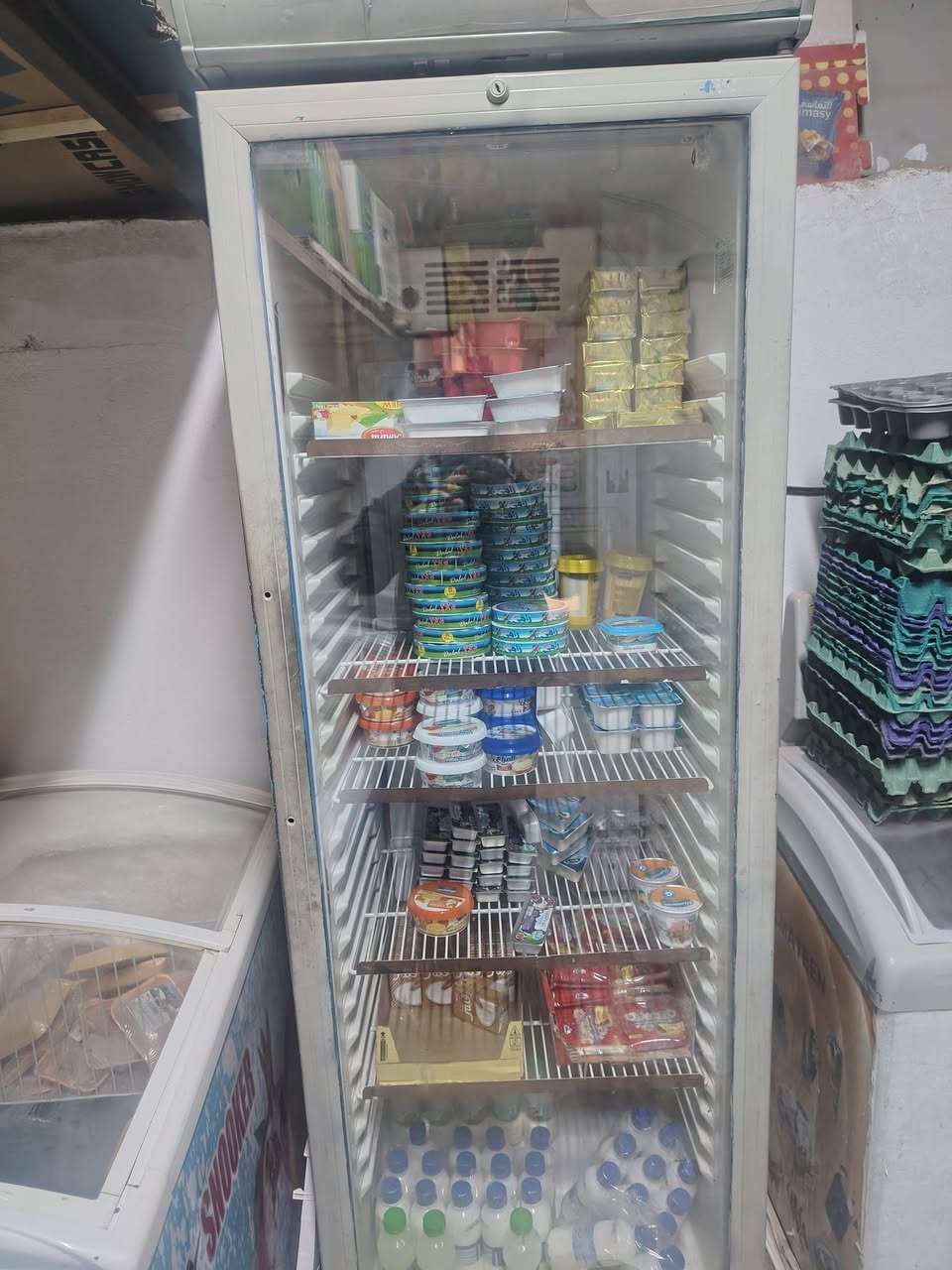 عارضات للبيع +رفوف ميكانو +وباترينات للبيع للتواصل ع الرقم اتصال أو وات ساب*********** مكاني المسيب  حي المعلمين
