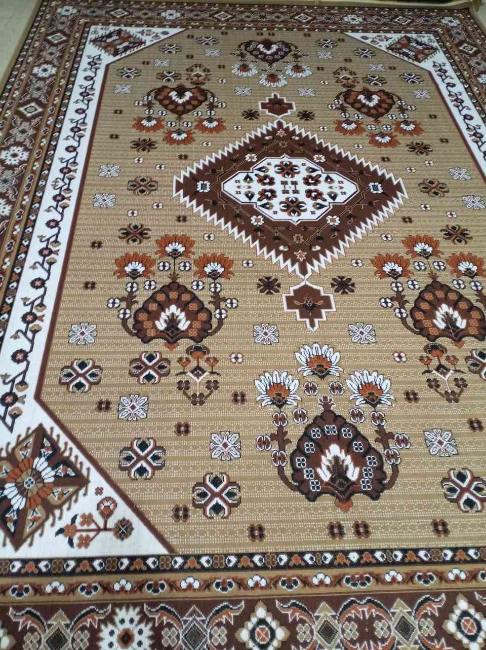 سلام عليكم فرشه جديده لبيع ٤في ٣ بعدها بلايلون مكان بيجي حي العصري رقم الهاتف ***********
