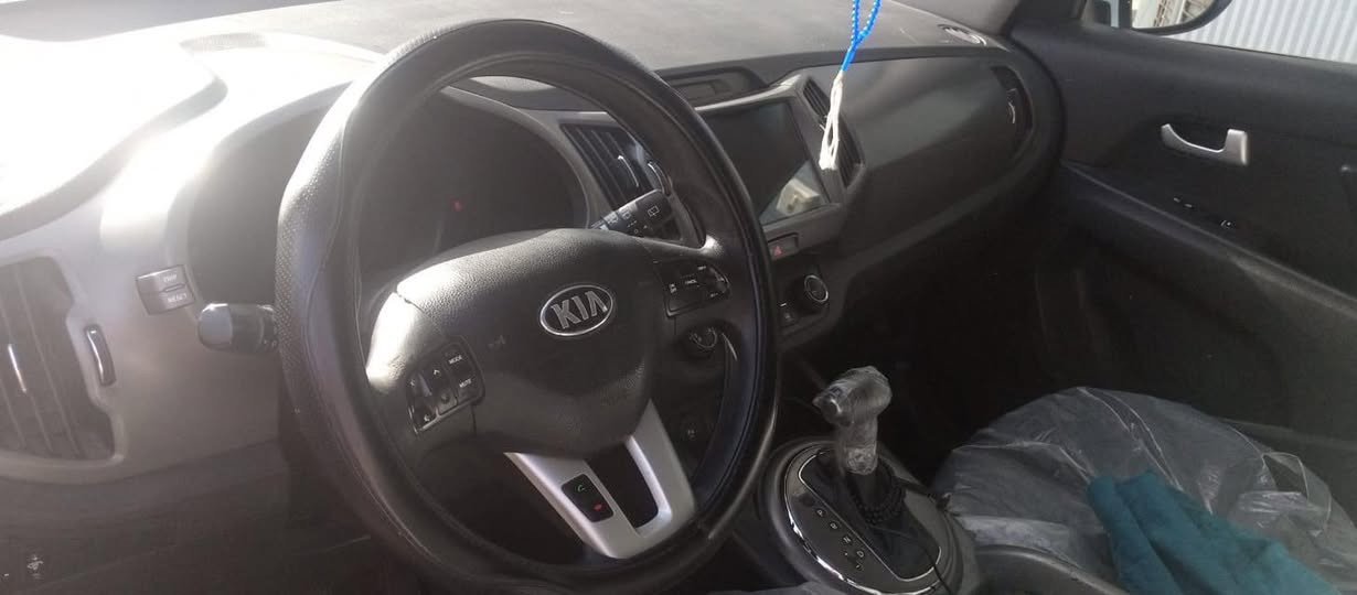 السلام عليكم
سبورتج 2015 خليجي مكينه دوش
 السونار موجود 
السياره خير من الله اي نقص مابيها
الاستفسار ‭0771 559 0710‬
