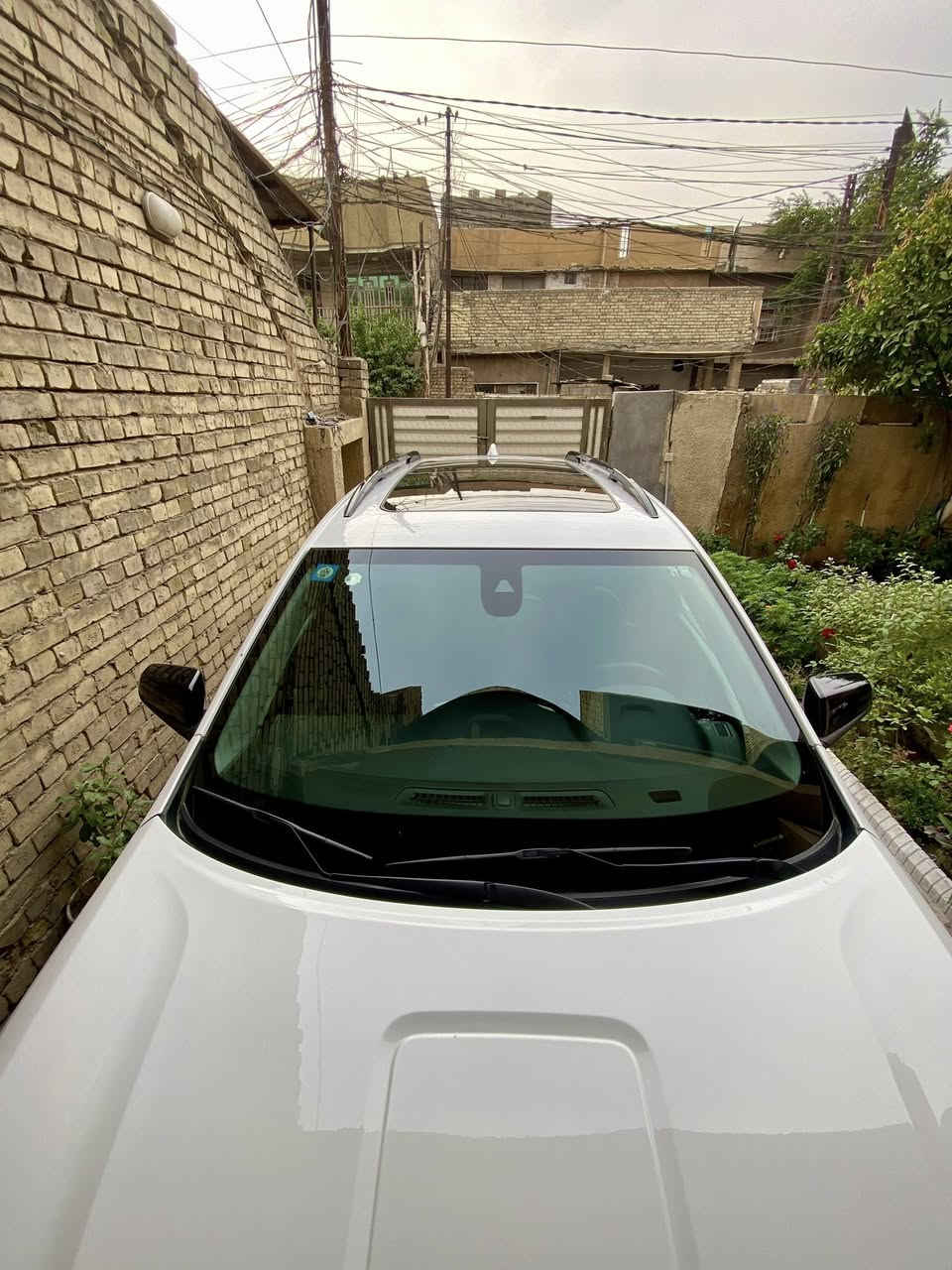 جمسي تيران موديل 2023
مواصفات SlE  

مفتاح التشغيل بصمة وتشغيل عن بعد

بنوراما على طول سياره 

2 قطع تبريد

5 بصمات ابواب 

صندوق كهرباء 

كشانات الامامية كهرباء

تدفئة بالكشنات 

سايد بريك بصمة 

مخارج UBS

رادار امامي + تحديد مسار 

رادار جانبي نظام النقاط العمياء 

اشارة بالمرآة 

شاشة تدعم نظام الاندروي شاشه الكبيره

كشافات امامية زنون 

حجم الاطارات 18 انج ويل كب

حجم المحرك 4 سلندر 1500تيربو

 نضام سبوارت

ناقل الحركة 9 نمر 

عداد المسافات الحالي 40 الف مايل 

الضرر بنيد سطحي نفسه ومصلح 

يوجد بارد خفيف في  الجاملغ  الامامي

ايرباك دركه ودشبول وراجع سستم كامل

جميع صور المزاد مرفقة بالمنشور 

السعر 193وبيه مجال 

عنوان بغداد 

للاستفسار***********  بي وتساب
