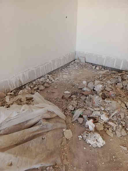 ﷽اللهم صلي وسلم على نبينا محمد
السلام عليكم
يوجد كادر عمل جميع أنواع الشغل 
1-اساس ضاهري. تصفيط بلوك +تسليح +صب
2 - اساس الحفر. + تسليح +صب 
3- تنضيف بيوت +   تسفيط بلوك + تحويل بلوك 
4- صبغ شبابيك + بوب 
5-عمل سقوف ثانوية
6 صب جميع أنواع الصب 
7 - جميع انواع التفليش + گشط 
***********
