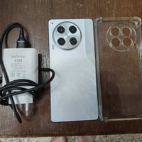 التفاصيل وصور  موجوده بالمنشور  تكنو كامون 30 فور جي لون ابيض  عشوائيه...