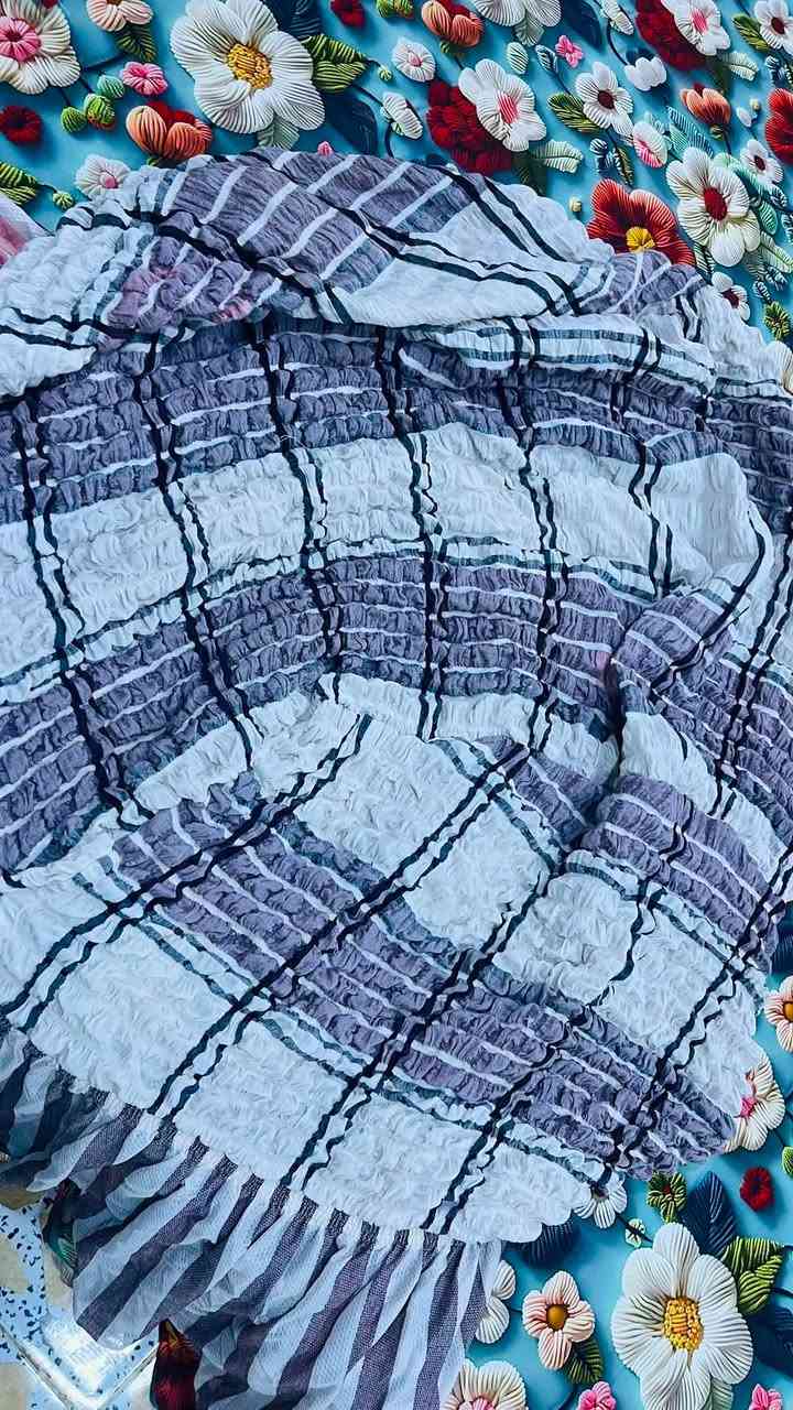 هلو بنات عندي زوجين بردات كل زوج اربع مترات يعني ثمانيه وتور قطعتين قياس كل وحده ثلاث امتار والتور الشفاف  عرضه هم ثلاثه وعندي تلبيسه تخم كامله لعشر مقاعد ثنين كبار ووحده وسط وثنين مقعد نفر كلمن وسعرهن عندي توصيل لكل المحافضات وعنواني بغداد


**إذا كنت صاحب هذا الإعلان وتريد حذفه لأي سبب، رجاءا أرسل رسالة إلى الدعم الفني**