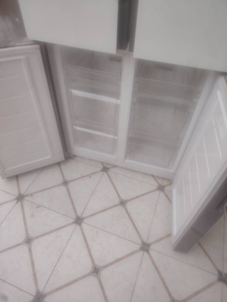 ثلاجة مجمده للبيع الحافظ حجم ٣٠ قدم كلش جبيرة تجميد وتبريد فلول شرط سعره ٣٠٠ اوبيه مجال النجف, العراق


**إذا كنت صاحب هذا الإعلان وتريد حذفه لأي سبب، رجاءا أرسل رسالة إلى الدعم الفني**