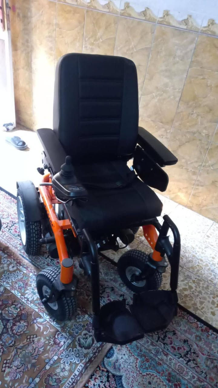 سلام عليكم هاي العربانه للبيع مستعمله شي قليل المكان كربلاء مركز المدينه السعر 500 وبيه مجال قليل *********** بي وات ساب
