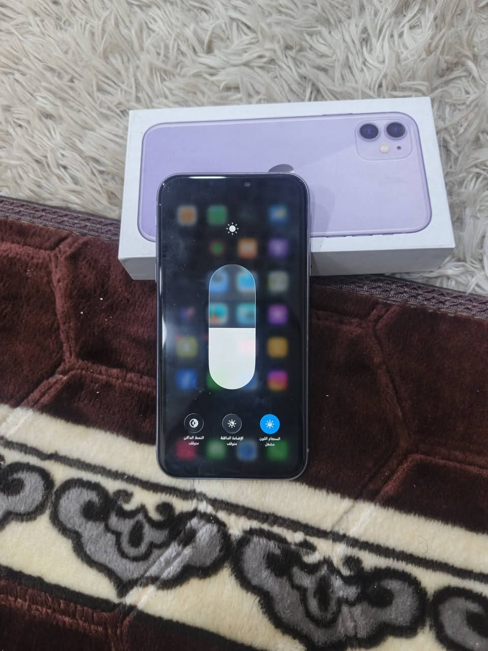 للبيع ايفون 11عادي ذاكره ١٢٨بطاريه ٩١ مع كارتون فقط جهاز وتر لا مفتوح ولا مصلح ***********    السعر ٢٧٥ الف
