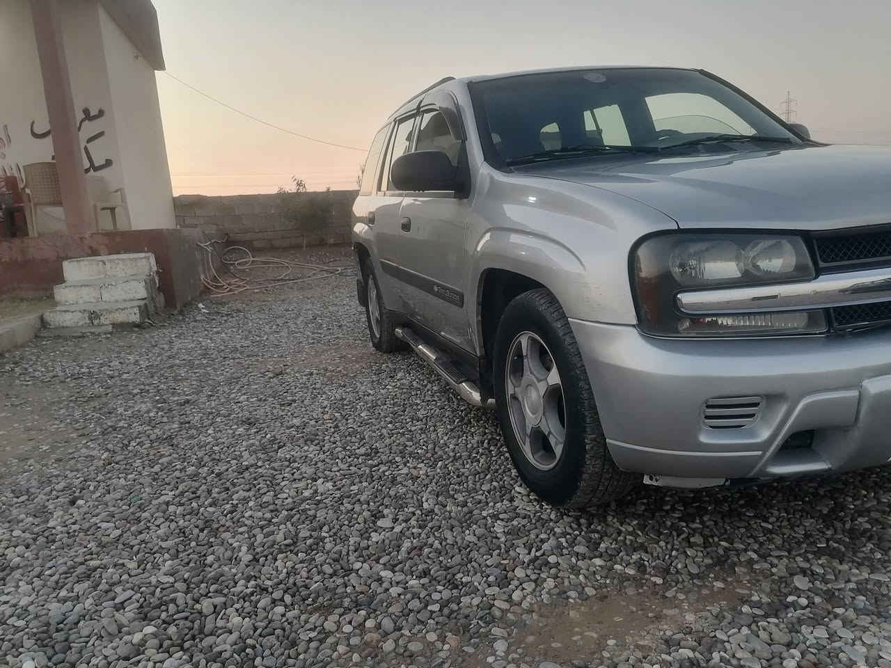 اخوان للبيع بلايزر ٢٠٠٤ رقم دهوك دولي سياره جديده داخل خارج مال جناي منضومه غاز جديده تحويل وكالة شرط السعر ٨٨ وبيه مجال للشراي *********** خابر وتدلل مكاني الشركاط
