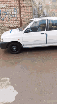 سايبه 2010 كفاله كير مكينه اترايك وين ما تريد السياره كفاله عده باب ال...