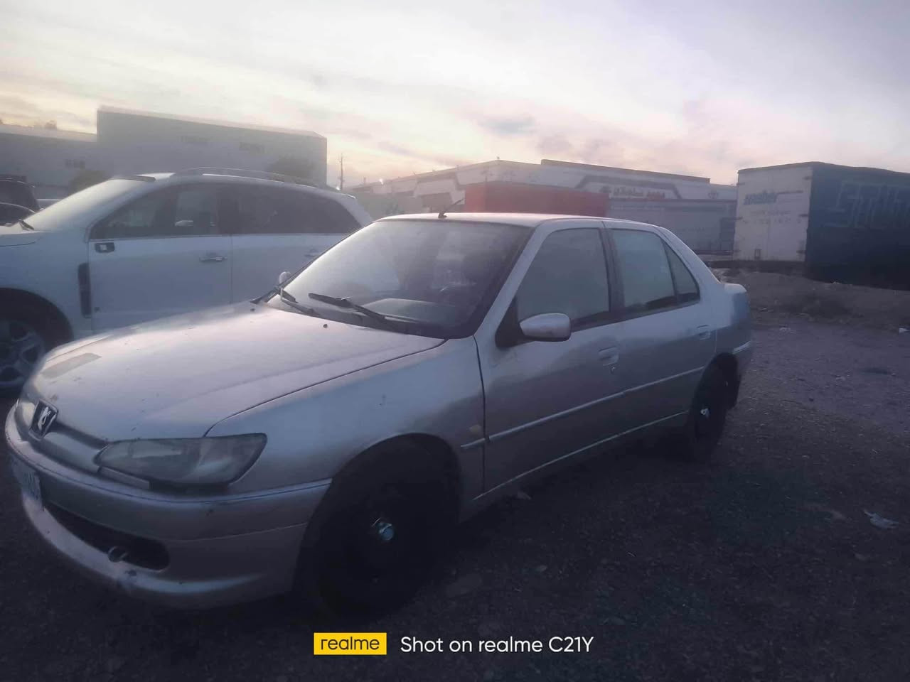 بیجۆ مودیل 2002 گیر عادی بئ مەسرەف بەشەرتي گیرومەکینە تەقەورەقەی نیة ئارمي بلاستیک سلیمانية نرخي 22 گةلاومةجالي تیایة ژ.م *********** *********** كالار, السليمانية
