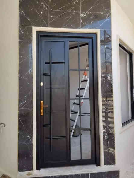 معمل حدادة الشام 
لكافة انوع الحديد بيبان  قاصة سلايت 
شبابيك  قمريات كيسبان محجرات 
درج طوارئ
عباس محمد 
***********
كرار جميل
***********
