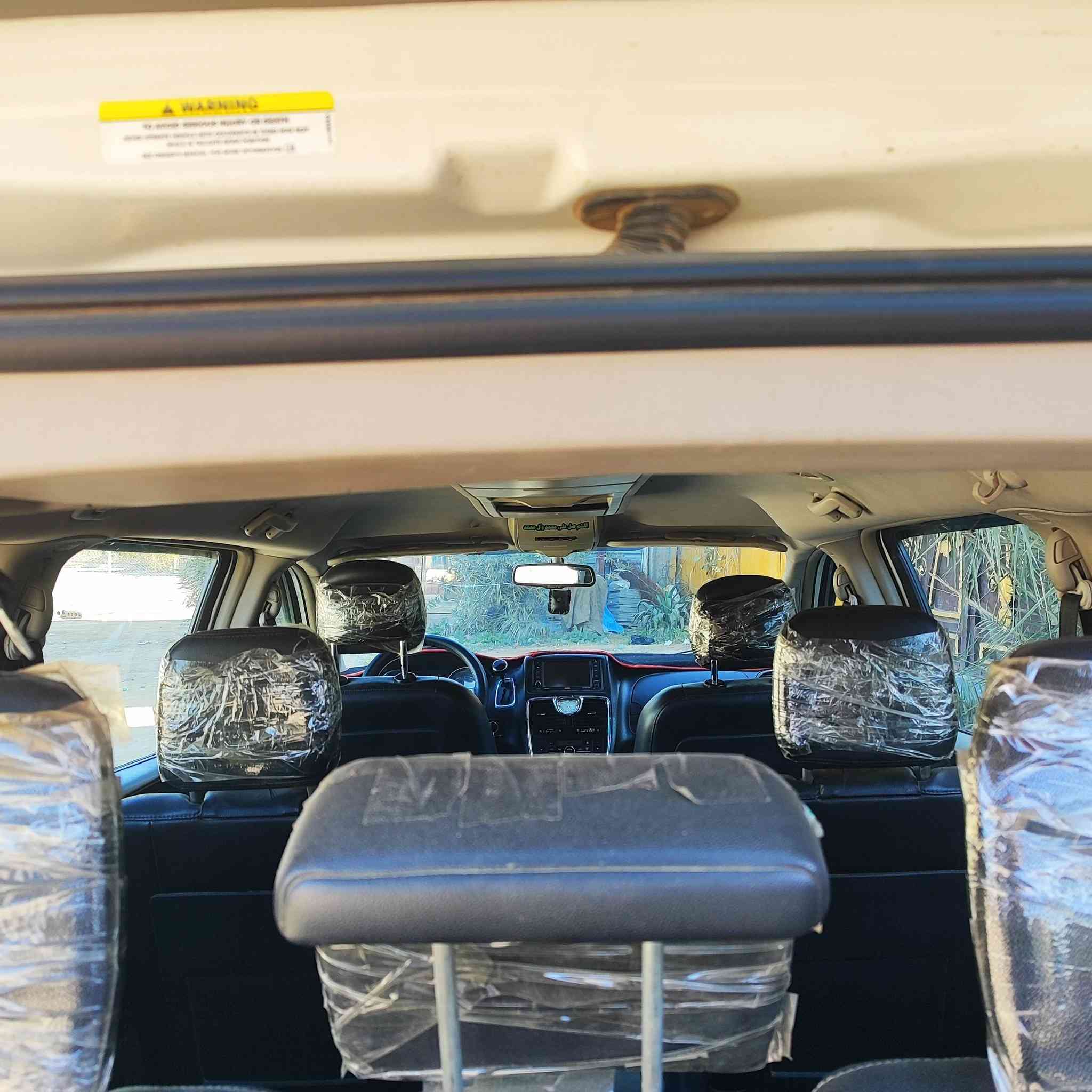 السلام عليكم دوج كرفان كرايسار موديل 2012 مواصفات فول شاشه كامره خلفيه حساست خلفي  امامي كهربائية فول شغال بواب كهربائية جنطه كهربائية تحكم ستيرن جهتين شاشه قلاب كشن كهربائي كشنات جلد سبعة 7 راكب تبريد 3قطع حداديه خلفي امامي جديده كهربائية فول شغال ابسمي شخصين بيه جوملغ خلفي بدون دواخل سعر 145 العنوان كربلاء سياره جاهزه ***********
