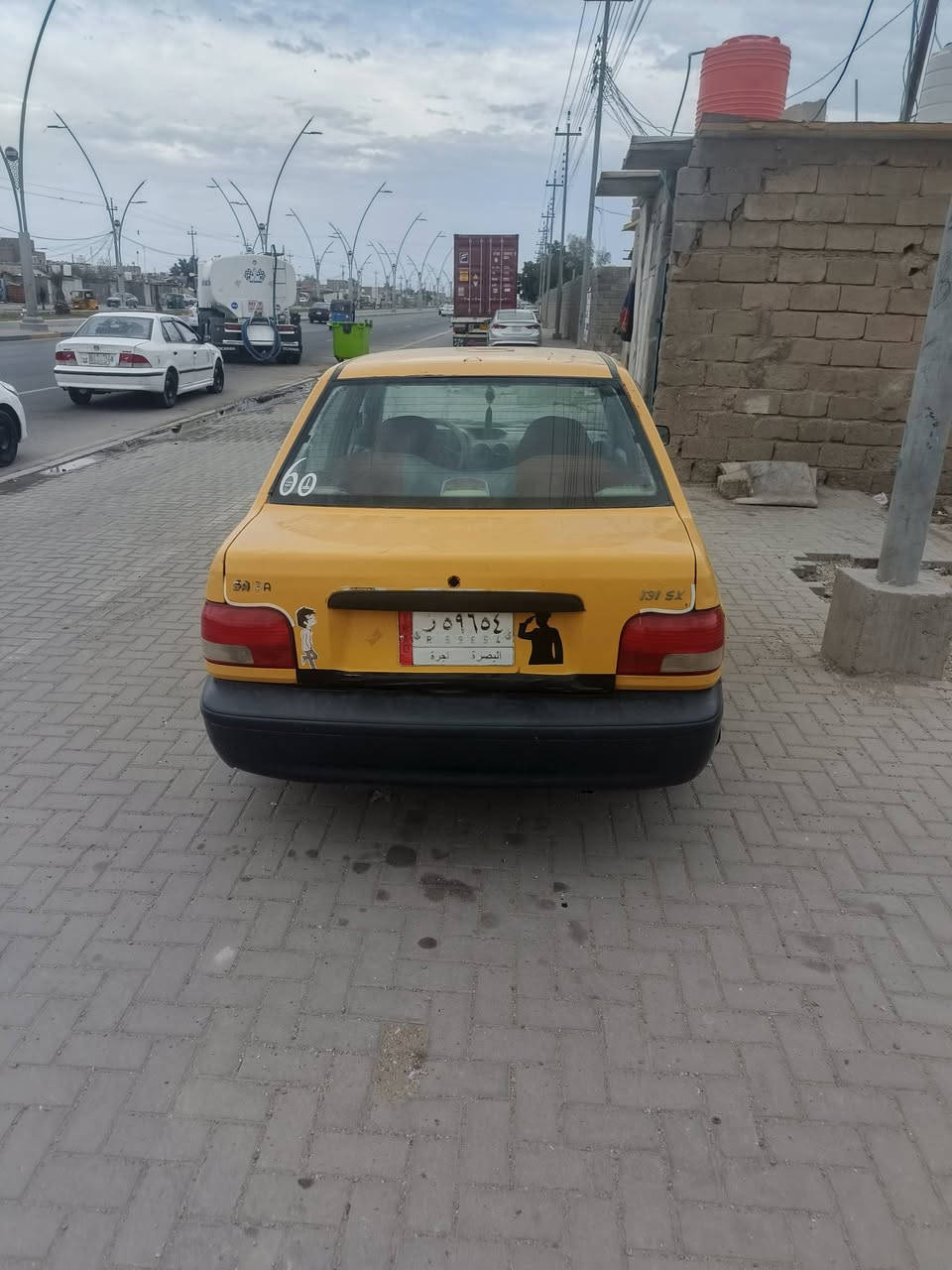 السلام عليكم سايبه موديل 15 سياره مكينه وجير كفاله حداديه تعبانه سياره جاهزه كهربائيات كلها شغاله غرفتها كلش حلوه راعيها موجود سنويه منتهيه بال 21 هيئه غرامات عالشراي السعر 20 وبيها مجال عنوان البصره مركز مدينه رقم الهاتف***********
