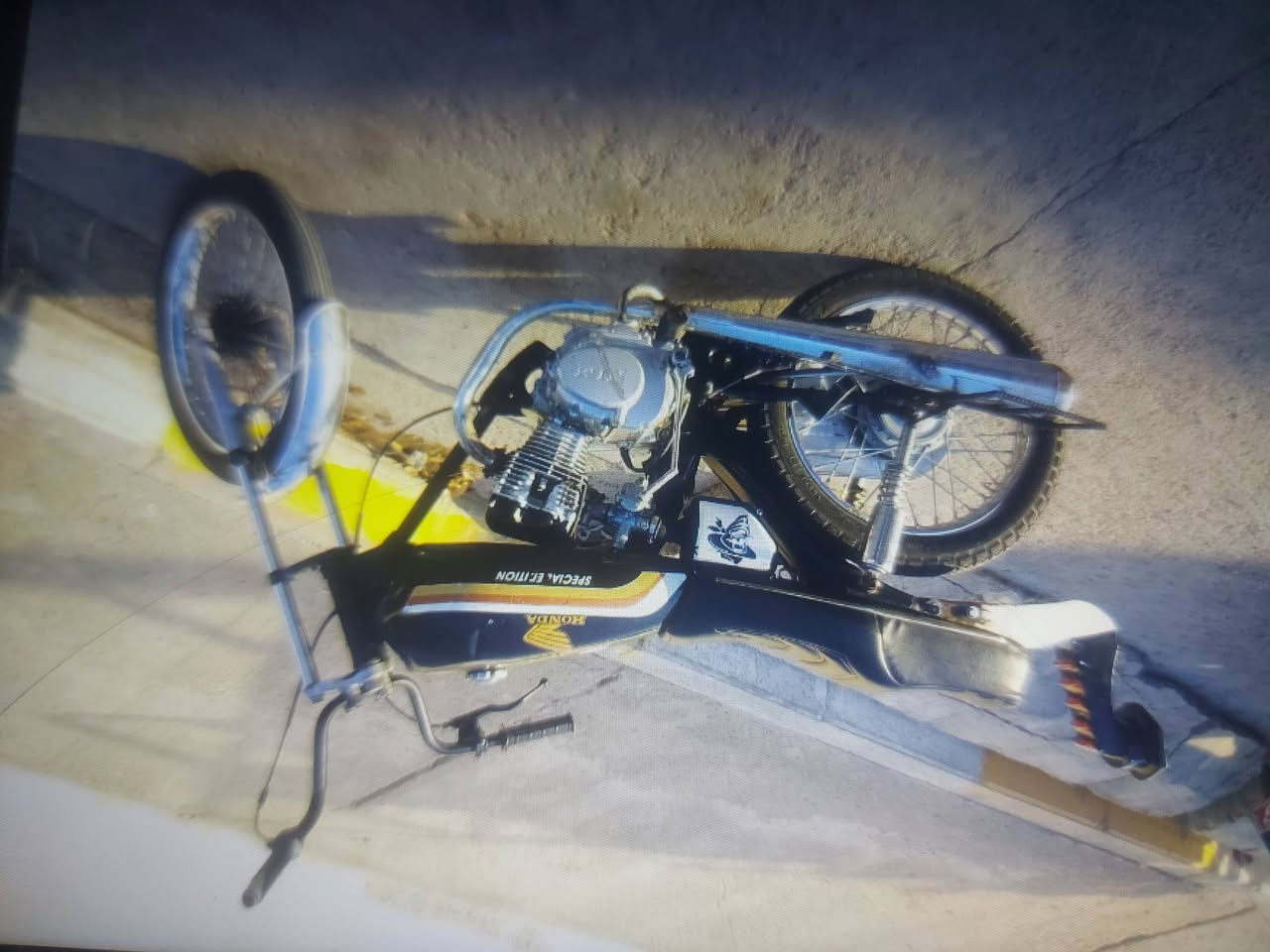 السلام عليكم دراجه ناعمه موديل 21 350 بها مجال للطيبين رقم الهاتف واتساب***********
