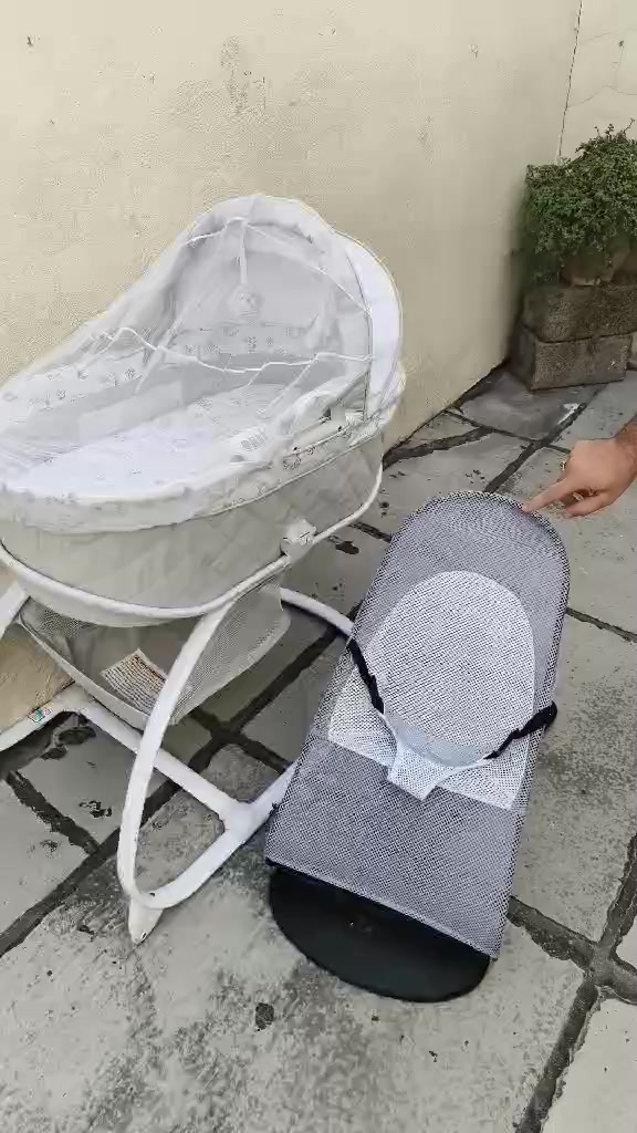 السلام عليكم غراض للاطفال جديد ممستخدم شي قليل 
85 اثنينهم 
المكان العامرية شارع المنظمه 
الي يحب يتصل
***********
