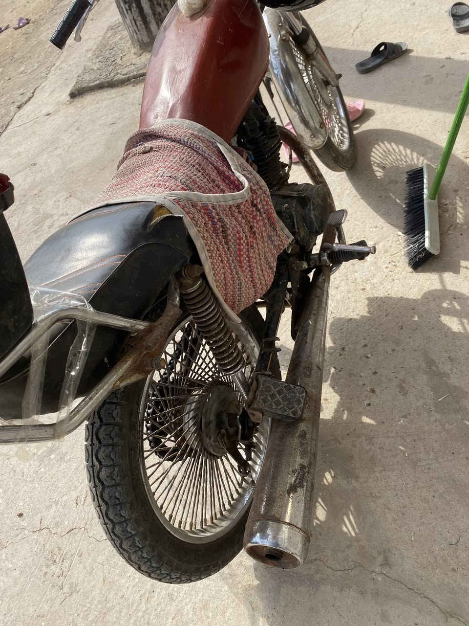 للبيع اوراق السعر 225


**إذا كنت صاحب هذا الإعلان وتريد حذفه لأي سبب، رجاءا أرسل رسالة إلى الدعم الفني**