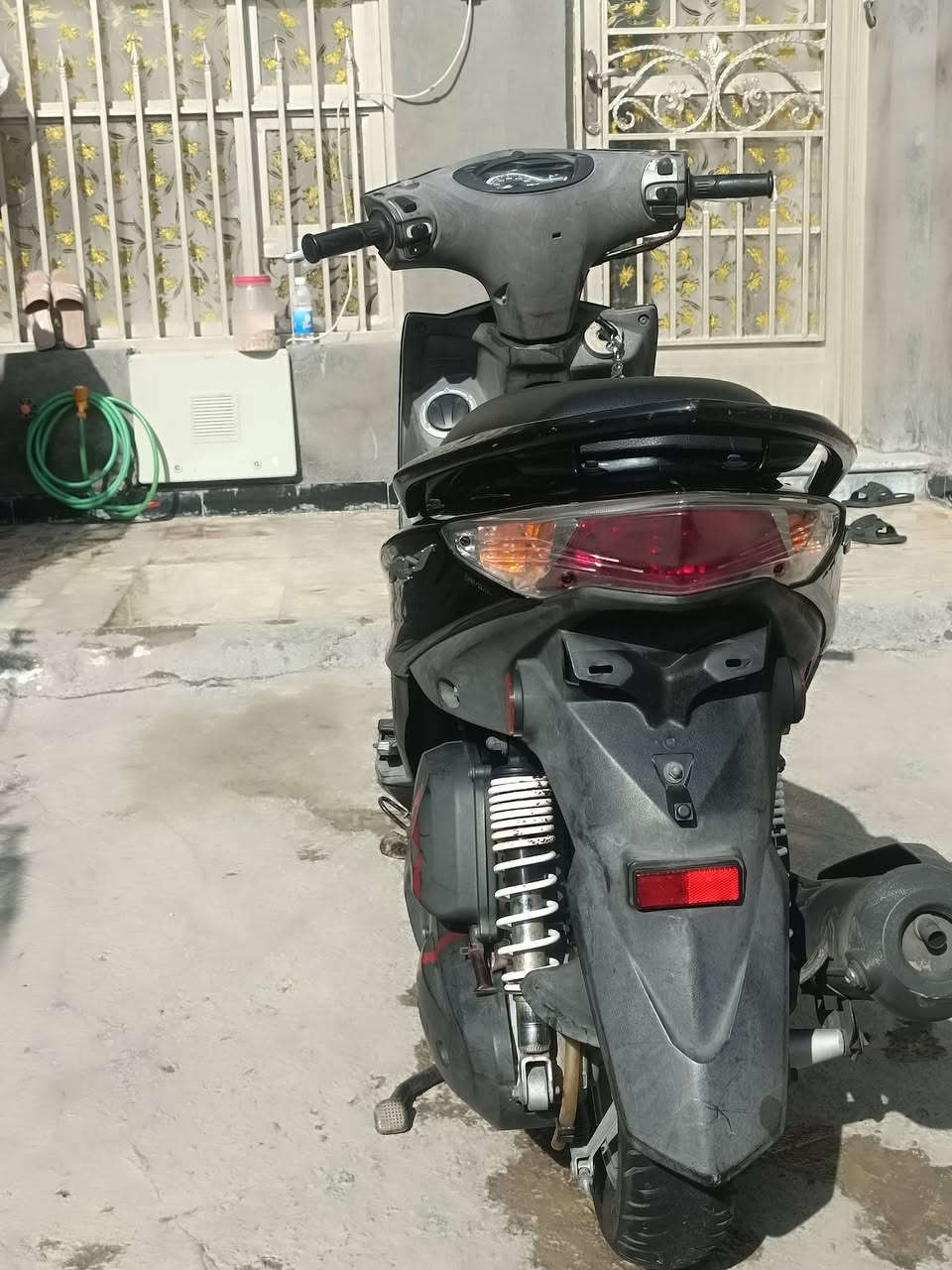 دراجه جي تي ار الحديث للبيع ماشيه 4الاف قبل شهر نزلته رمبه الدراجه نوزل الدراجه كلش جديدة السعر 1400 وبيه مجال لشراي
***********
