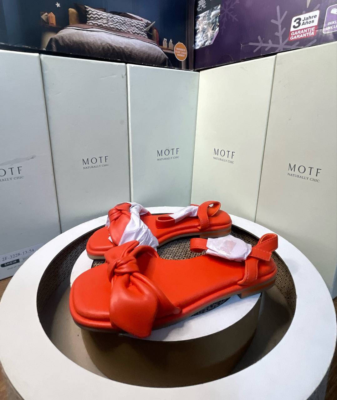 السلام عليكم 150 زوج سعر الزوج ب الفين دينار شرط القطع كلها جديده بدون تالف. ابيع شلعة فقط  بدون مفرد ولا نص الكمية بس الشراي يراسلني


**إذا كنت صاحب هذا الإعلان وتريد حذفه لأي سبب، رجاءا أرسل رسالة إلى الدعم الفني**