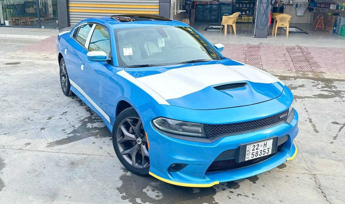 جارجر موديل 2019 ( خـليـجـي )
فول فول مواصفات بصمة سلايد فتخة سقف شاشة كبيرة لمس كاميرا حاسه راردارت حاسات تحكمات ستريت بلوتوث اوكس كار بل محرك 6 سلندر ب
بيه بارد شويه بل جاملق الخلفي الي وره سايق
ماشيه 81  كلش نضيفه وحلوه
محرك كير واير بشرط مامفتوح 
سيارة حيل نظيفة كلشي عل بلاد جديد 
سنوية هزة كلشي جديد مدفوع لـ
باسمي السنوية بشرط تحويل وغرامـة
سيارة مابيـها دينار مصرف كامل من كل نواحي
رقم صاحب سيارة ***********
