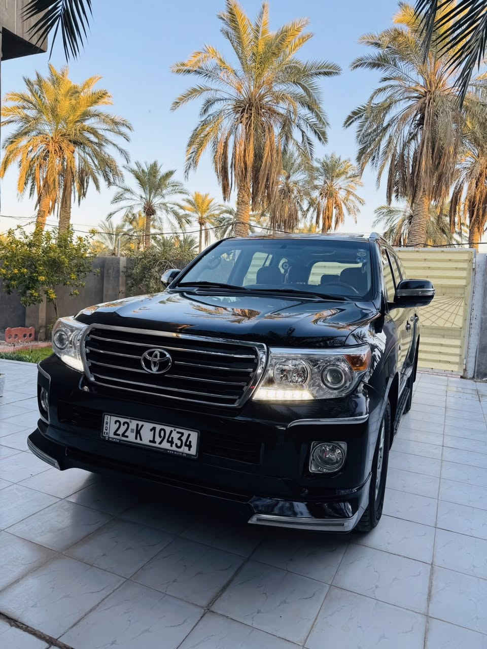 لاندكروز 2011 بريمGXR
محرك 6 سلندر جديدة وبالحقيقة احلا من الصور ماشيه 194 الف كم حقيقي  
 مكفولة
المواصفات شاشه   فتحة سقف  بصمة بيبان
بصمة تشغيل  حساسات امامي خلفي
ثلاجة  
3 قطع تبريد 
 كير محرك مكفولات
السعر 325
***********
