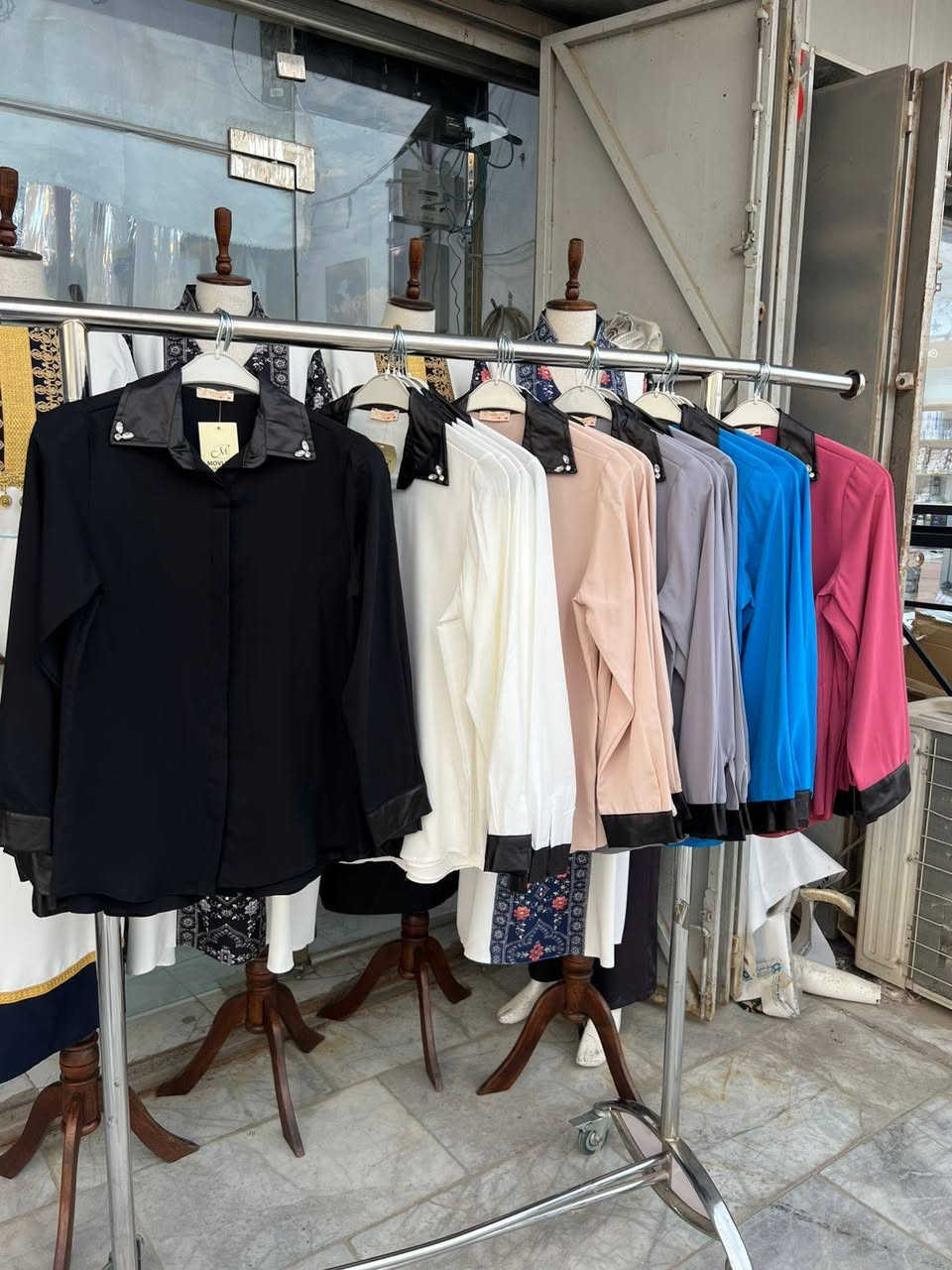 وصل الوجبه الثانيه من القميص. الجيسيكا 
قياسات ٣٨-٤٠-٤٢-٤٤-٤٦ 
سريه 5 قطع 
السعر 12 الف 
الحجز خاص


**إذا كنت صاحب هذا الإعلان وتريد حذفه لأي سبب، رجاءا أرسل رسالة إلى الدعم الفني**