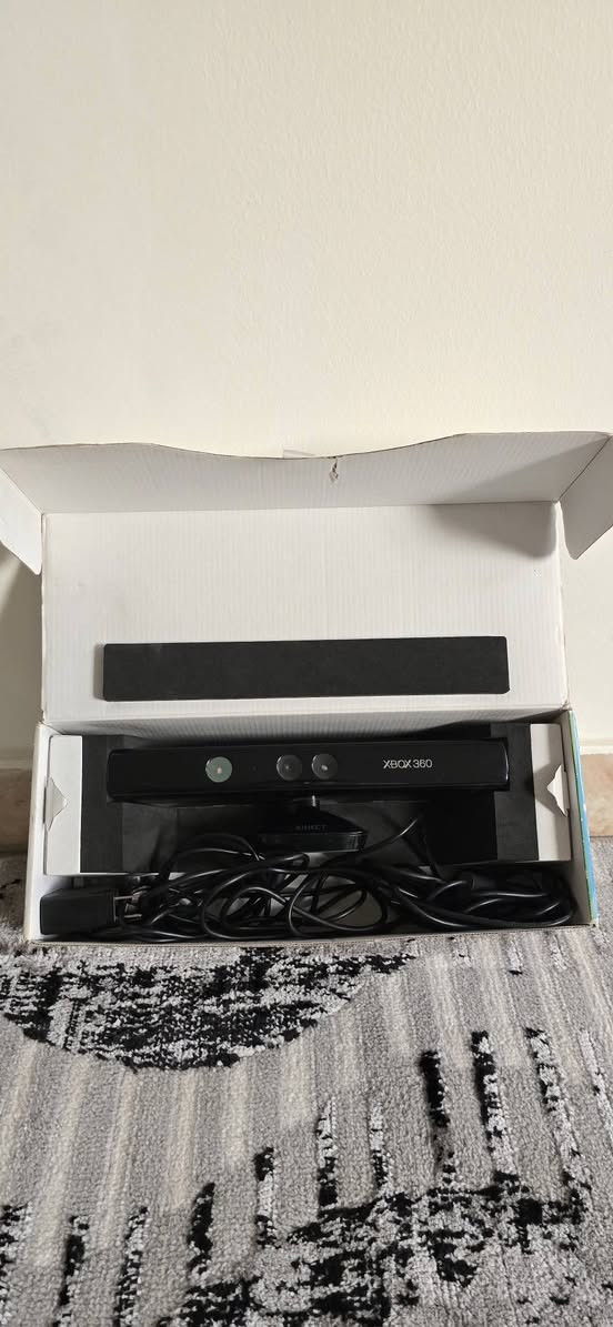 XBOX 360 KINECT ( JAPAN )

كامرة خاصه في جهاز XBOX 360 
قطعة مشتريها ومخزنها من 2015 استخدام قليل كلش ملحقات كاملة مع القرص الأصلي اللي يجي وياها 

السعر  : 80 الف مع هدية 🎁 

توصيل متوفر لجميع أنحاء العراق 🇮🇶 📦


**إذا كنت صاحب هذا الإعلان وتريد حذفه لأي سبب، رجاءا أرسل رسالة إلى الدعم الفني**