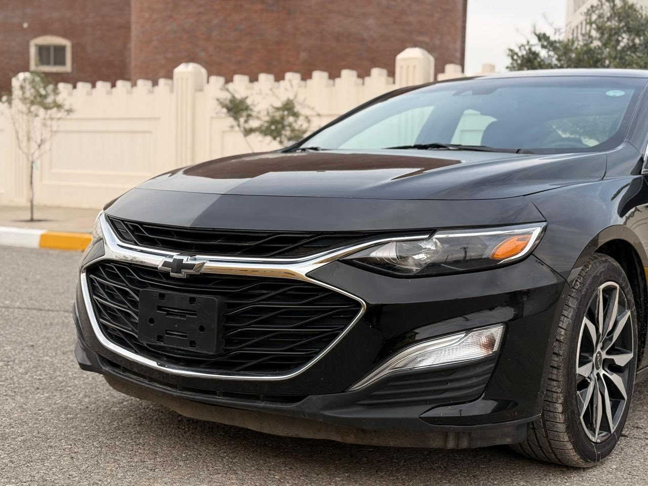 شفروليه ماليبو RS 2023 رقم (كاتي) تترقم شمالي بدون صبغ
للبيع او مراوس مع سيارة رقم شمالي 

إيرباك سليم ✅

المواصفات:

• المحرك 1500 تيربو
• محرك كير، تبريد طخم بحالة الشركة
• بصمة تشغيل + بصمة ابواب
• نظام اوتو ستوب +
• رادار أمامي + تحديد مسار
• كشن كهربائي
• هاند بريك بصمة
• ويل 18 كروم رياضي
• جناح خلفي شركة + دبل كزوز
Apple CarPlay & Android Auto

💵 السعر: 132

*********** واتساب 

*********** واتساب 
***********
