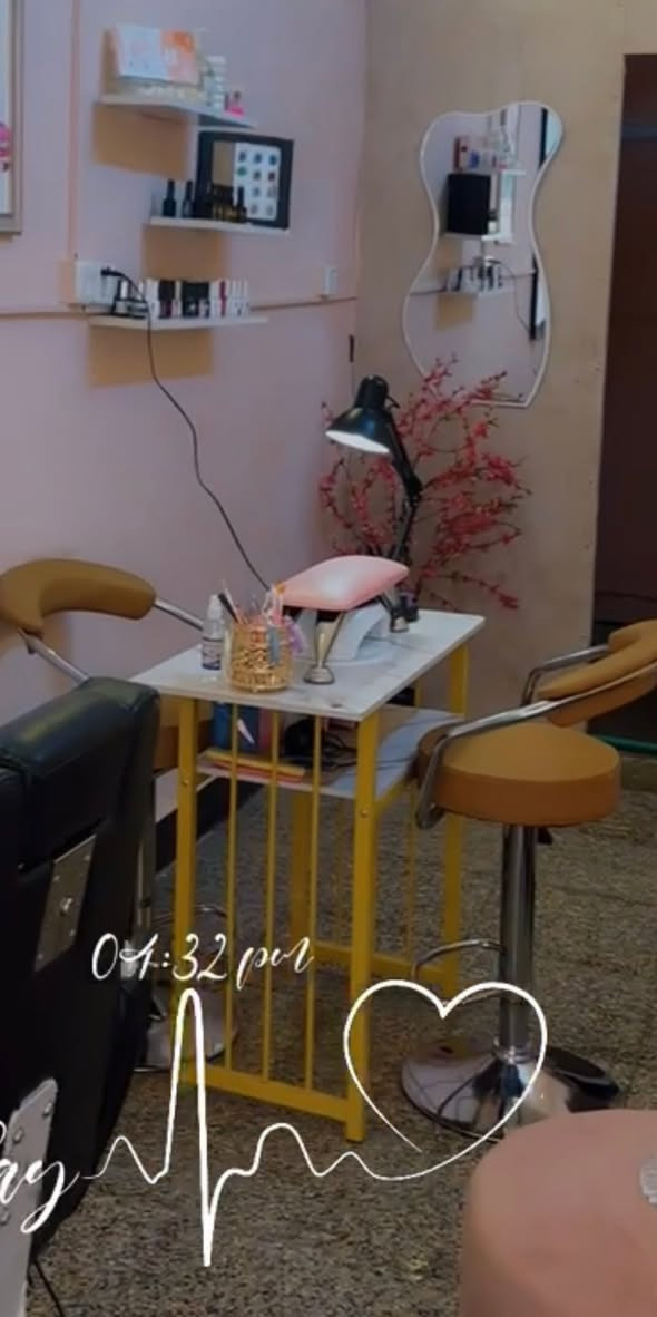 غراض للبيع مع ثلاجه صغيره وسبلت ومبرده داخليه


**إذا كنت صاحب هذا الإعلان وتريد حذفه لأي سبب، رجاءا أرسل رسالة إلى الدعم الفني**