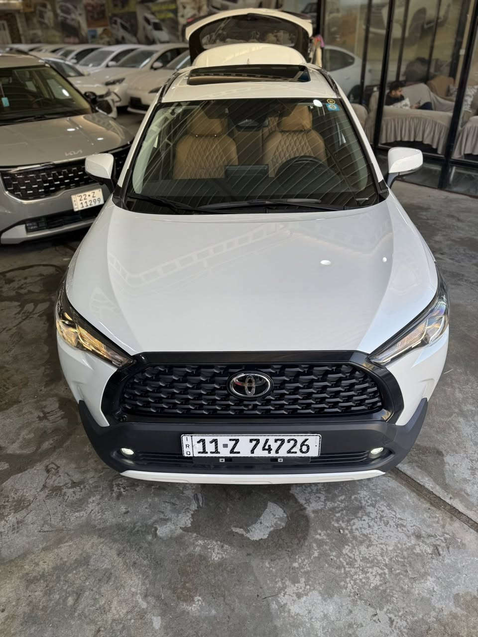 سلام وعليكم تويوتا كورلا كروس موديل 2024ماشية4000حقيقي فول مواصفات كراسي جلد وكرسي كهرباء ثلاث حركات حماله سقف بلوجكتر رادار امامي تحديد مسار اربع كامرات 360درجة فول مواصفات واحد على واحد سيارة مكفوله من الصبغ ولبارد عدا الرصعة لي بل جنطة سعر السيارة 26200مليون عنوان السيارة بغداد الكريعات شارع الوقف السني رقم الهاتف ***********
